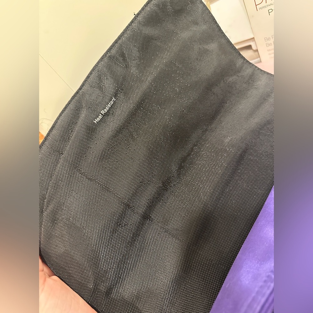 ghd Black and Purple Salon Ceramic Flat Iron - Picture 9 of 9